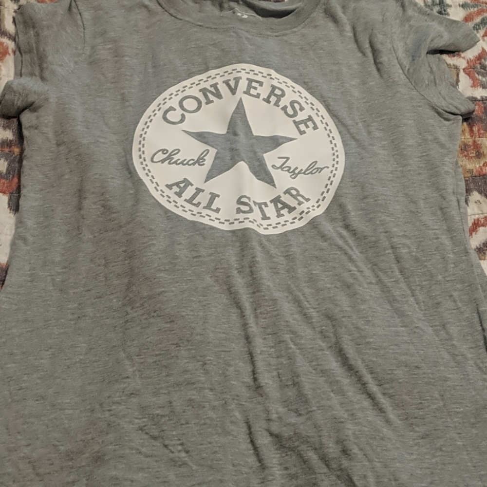 Converse gray t-shirt